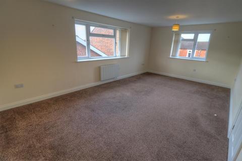 2 bedroom house to rent, Feckenham Road, Astwood Bank