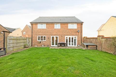 4 bedroom detached house for sale, Greenfinch Close, Melksham, SN12