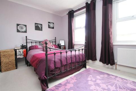 3 bedroom terraced house for sale, Alfred Road, Kent DA17