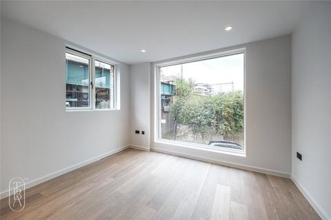 3 bedroom terraced house for sale, Lamb Lane, London Fields, London, E8