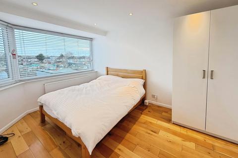 undefined, Jubilee Road, Perivale, Greenford, UB6