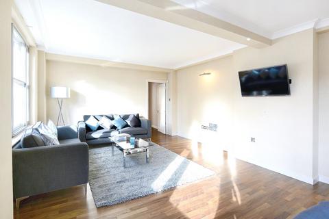 3 bedroom flat to rent, Waverton Street, Mayfair W1J