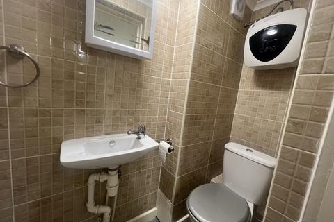 1 bedroom flat to rent, mitcham CR4