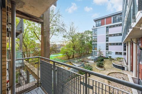 1 bedroom flat for sale, Sumner Road, Peckham, London, SE15