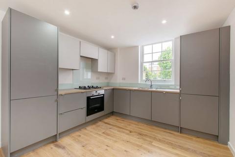 Studio to rent, St Johns Hill, St John's Hill, London, SW11