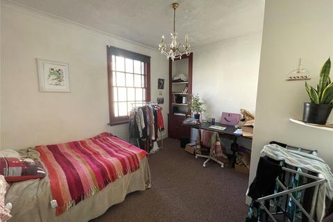 2 bedroom flat to rent, Viaduct Road, East Sussex BN1