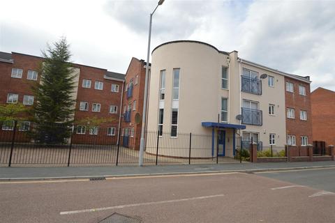 3 bedroom flat to rent, Mallow Street, Manchester M15