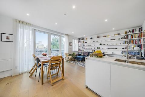 2 bedroom apartment for sale, Lee Terrace, London