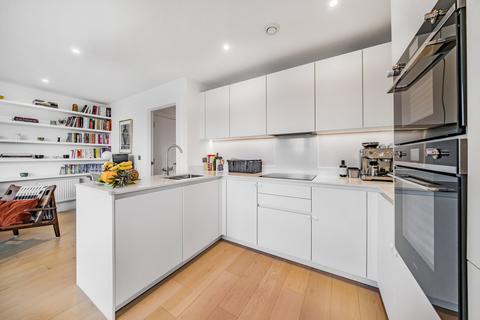 2 bedroom apartment for sale, Lee Terrace, London