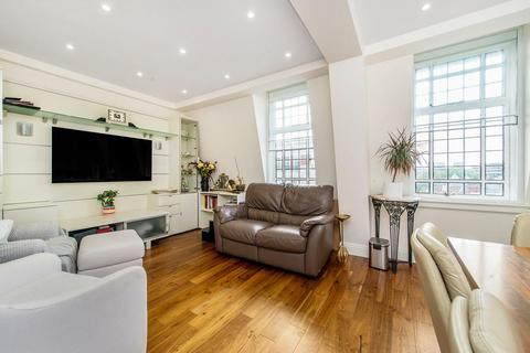 3 bedroom flat for sale, Baker Street, Marylebone