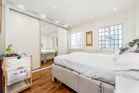 3 bedroom flat for sale, Baker Street, Marylebone