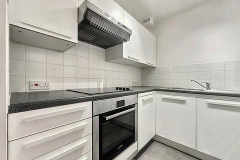 1 bedroom apartment to rent, Turnpike Lane, Uxbridge