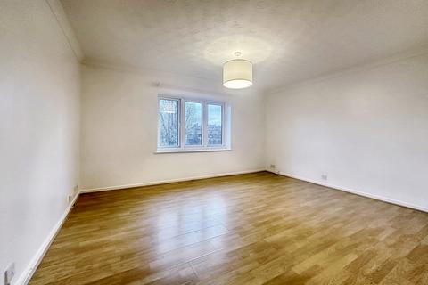 1 bedroom apartment to rent, Turnpike Lane, Uxbridge