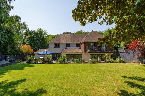 undefined, School Road, Windlesham