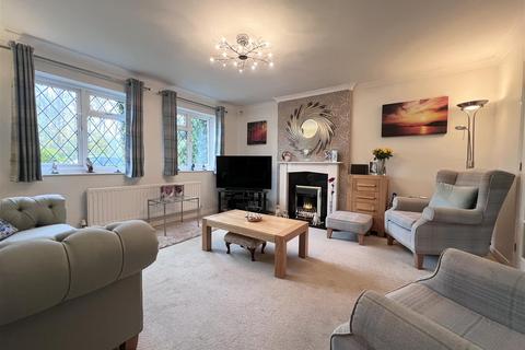 4 bedroom detached house for sale, Leafield Rise, Two Mile Ash, Milton Keynes