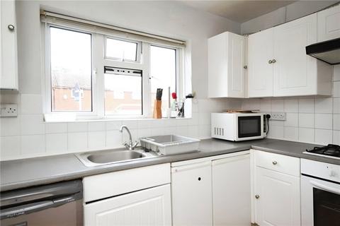 4 bedroom end of terrace house to rent, Homestall, Guildford, Surrey, UK, GU2