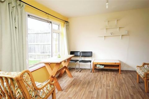 4 bedroom end of terrace house to rent, Homestall, Guildford, Surrey, UK, GU2