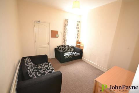 2 bedroom terraced house to rent, Centaur Road, Earlsdon, Coventry, West Midlands, CV5