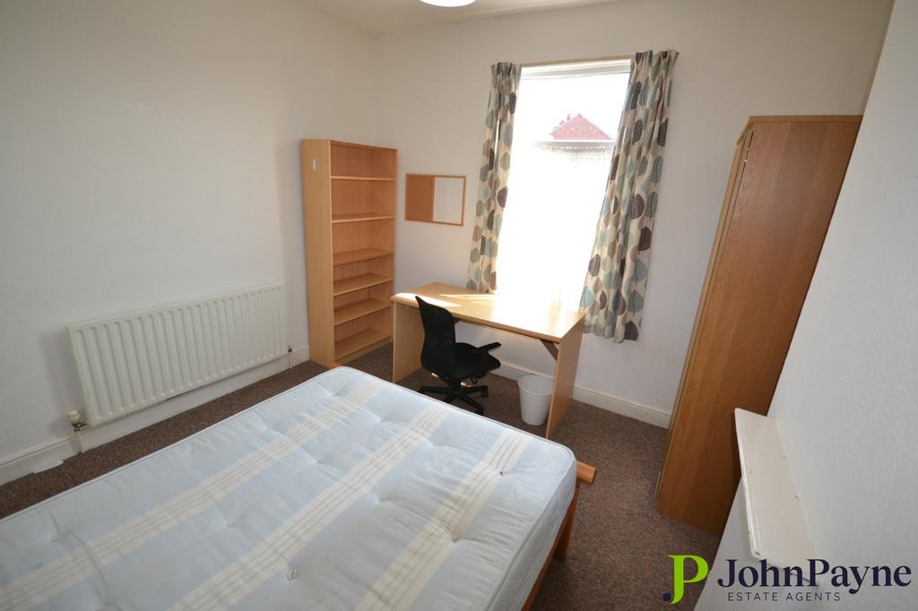 Rear Bedroom