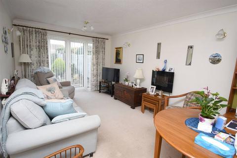 14 Chanctonbury Chase, Seasalter, Whitstable, CT5 4SS