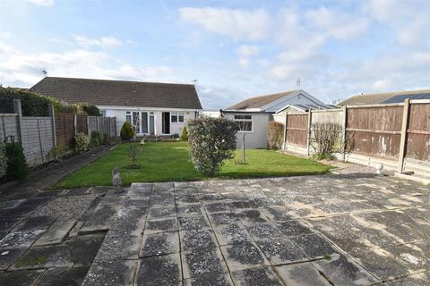 14 Chanctonbury Chase, Seasalter, Whitstable, CT5 4SS