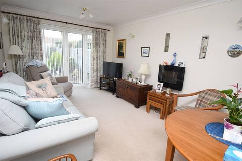 14 Chanctonbury Chase, Seasalter, Whitstable, CT5 4SS