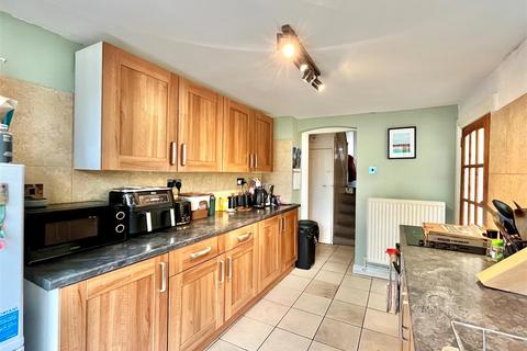 2 bedroom terraced house for sale, Stroud Road, Gloucester GL1