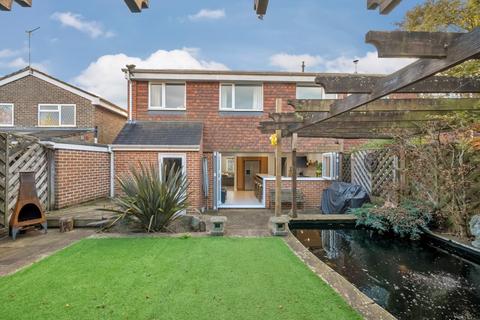 4 bedroom semi-detached house for sale, Rothermead, Petworth, West Sussex