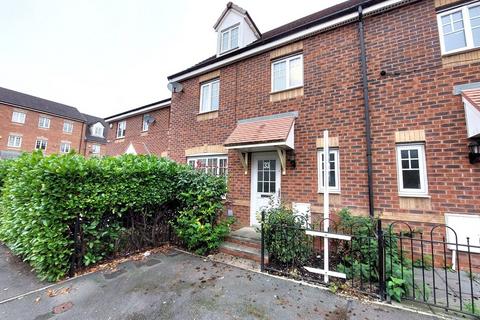 4 bedroom townhouse for sale, Saddlecote Close, Crumpsall, M8