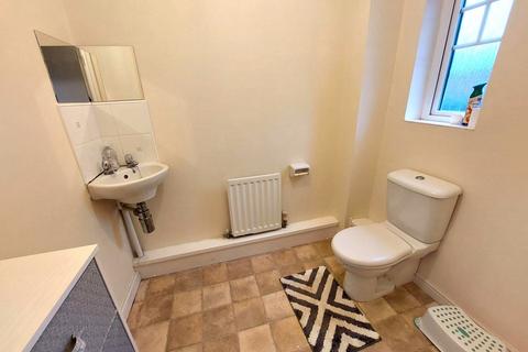33 Saddlecote Close, Manchester, M8 5QE