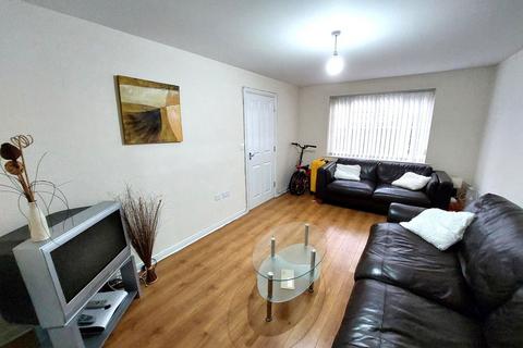 33 Saddlecote Close, Manchester, M8 5QE
