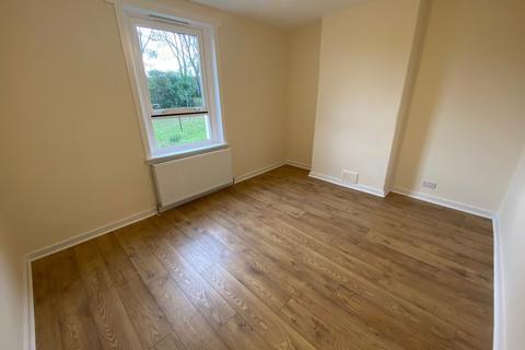 1 bedroom ground floor flat to rent, Browns Crescent, Annbank KA6