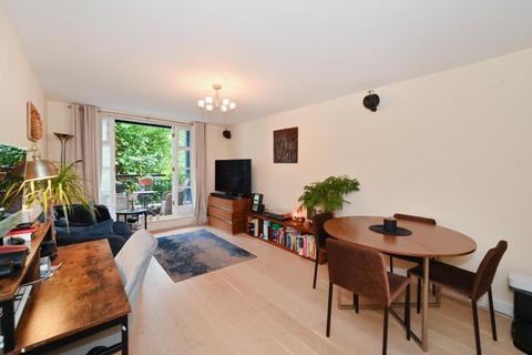 1 bedroom apartment for sale, Imperial House Victory Place Limehouse