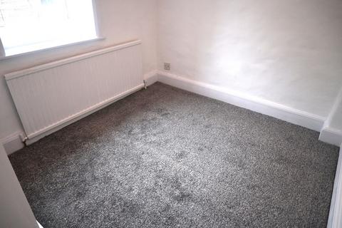 2 bedroom cottage to rent, Wilsden Road, Bingley BD16