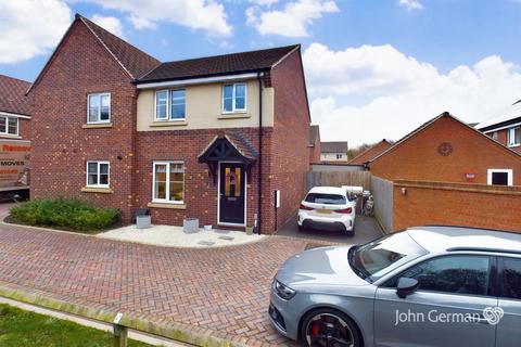 3 bedroom semi-detached house for sale, Ember Close, Woodville