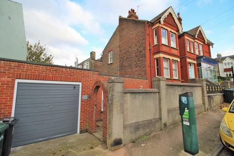 1 bedroom ground floor flat for sale, Southdown Avenue, Brighton