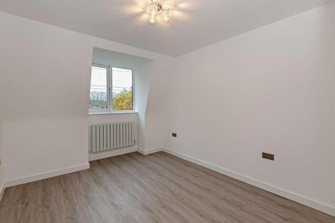 1 bedroom apartment for sale, 103 London Road, Staines-Upon-Thames TW18