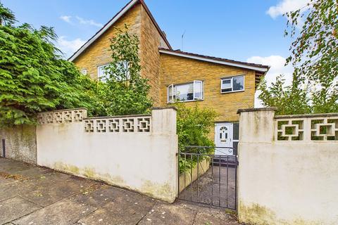 3 bedroom semi-detached house to rent, Compton Park Road, Plymouth PL3