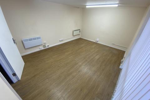 Industrial unit to rent, Brundon Lane, Sudbury CO10