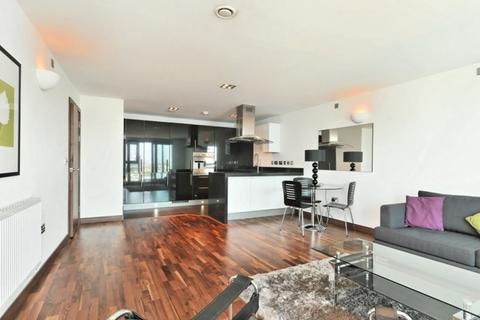 2 bedroom apartment for sale, Altura Tower, London SW11