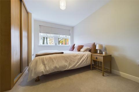 2 bedroom apartment for sale, Pryor Close, Tilehurst, Reading, Berkshire, RG31