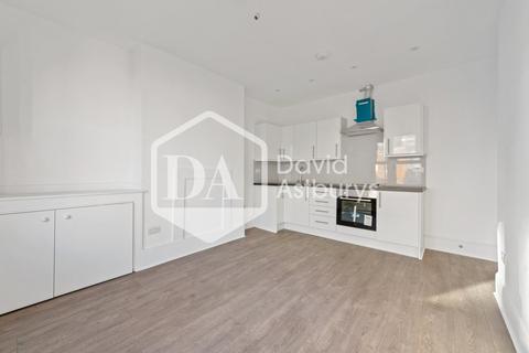 3 bedroom apartment to rent, Rosebery Road, Muswell Hill, London