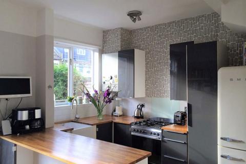 4 bedroom house for sale, Boscombe Road, London SW17