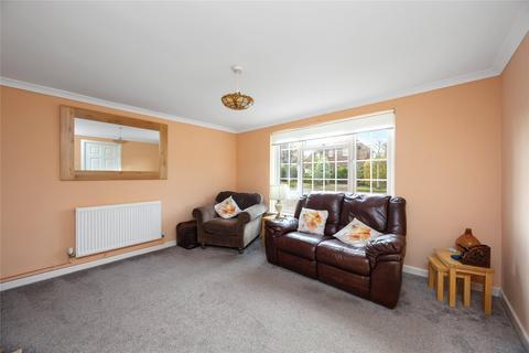 3 bedroom semi-detached house for sale, Meadow Way, Littlehampton, West Sussex, BN17