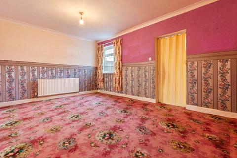 13 Grange Walk, Grimsby, DN34 4DX