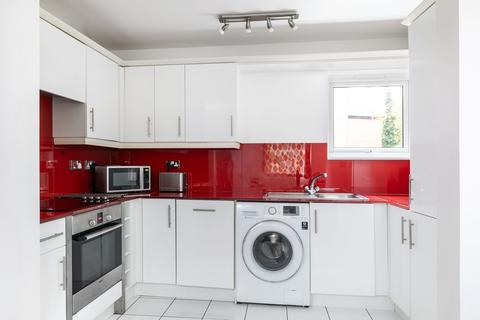 2 bedroom flat for sale, Athelstan Road, Winchester, SO23