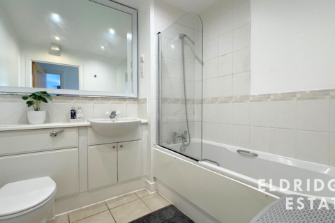 39, Sark Tower Erebus Drive, London, SE28 0GG