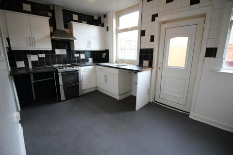 2 bedroom terraced house to rent, Marion Street, Bolton, BL3