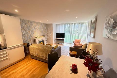 2 bedroom apartment for sale, Woodlands, Hayes Road, Penarth CF64