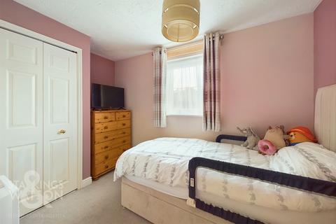 2 bedroom apartment for sale, Ensign Way, Diss